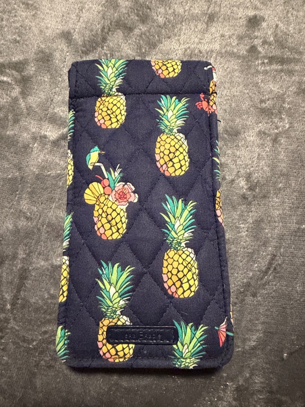 Vera Bradley Navy Quilted Pineapple Print Sleeve